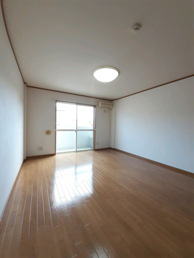 [賃貸物件]\