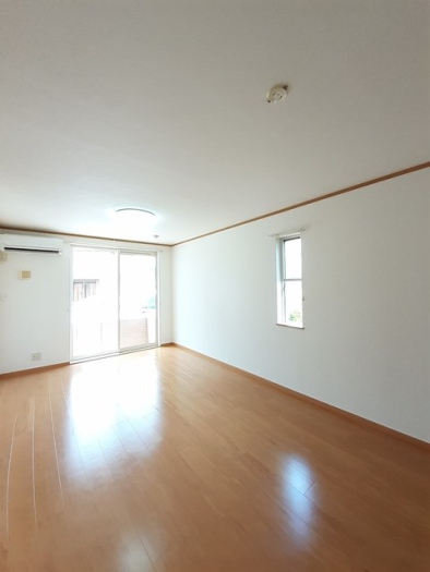 [賃貸物件]\
