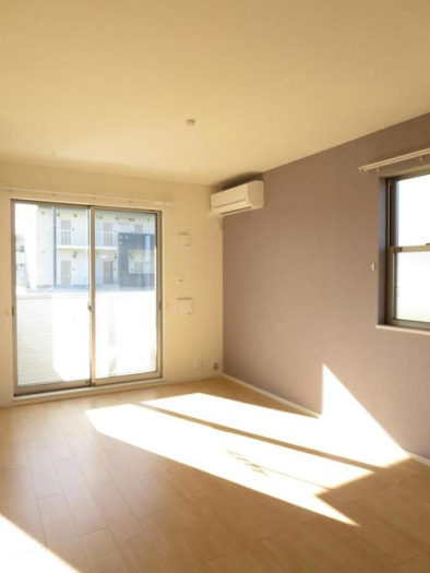[賃貸物件]\